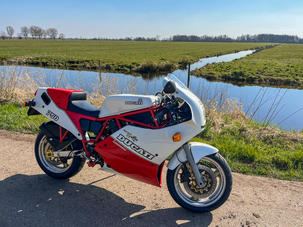 Reviving a Ducati 750 F1 Santamonica